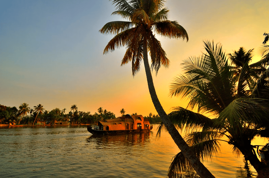 Mountains of Kumarakom in Kerala